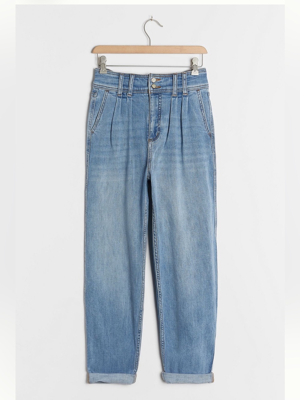 Pilcro high rise pleated jeans